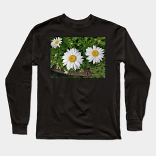 Daisy Long Sleeve T-Shirt